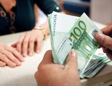 Συντάξεις Ιουλίου: Ξεκινούν σήμερα οι πληρωμές